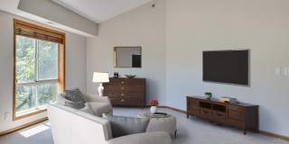 Crosby Pointe Apartments Gallery 16
