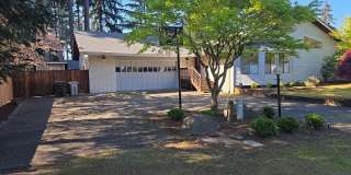Renton - 4 bedroom 2.5 bath rental home - Custom home with large rooms - Available July 5th 2026 Gallery 1