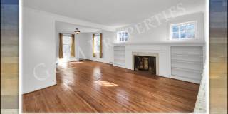 4-Bedroom Home Rental - Walk to Strong Hospital!! Gallery 7