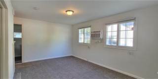 2335 Hemlock Lane N Gallery 30