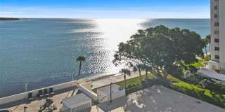 7100 SUNSHINE SKYWAY LANE S Gallery 34