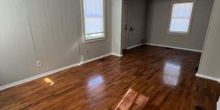 Beautiful House in quite neighborhood Gallery 4