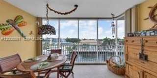 3050 NE 48th Ct Gallery 7