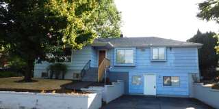 4Bd/1.5Ba Two Story Home - Available to View! Gallery 1