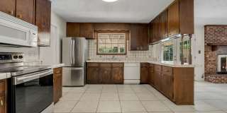 2613 Killarney Way Gallery 13