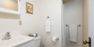 111 Sherman Street Gallery 37