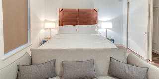 Modera Jack London Square Gallery 12