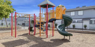 Oak Park Townhomes Gallery 26