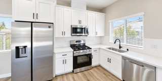 4BD/2BA, Great Outdoor Space! Gallery 1