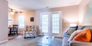 Hub of New Albany Apartments Gallery 19