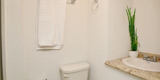2453 WINDEMERE Road Gallery 28