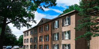 Pembroke Place Gallery 12