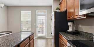 Stylish 3bd 3.5bath townhome for rent in the highly desirable Vermillion Gallery 20