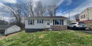 Newly renovated 3 bed and 1 bath house near ETSU and VA Gallery 1