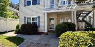 Spacious 3 bedroom condo minutes to the Oceanfront! Gallery 1