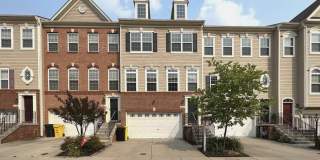 Beautiful 3bd 2/2bths town home in Summerfield Village! Gallery 1
