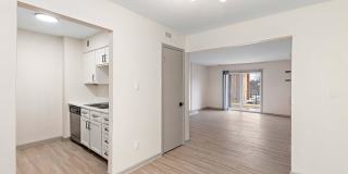 Oval Spring Apartments Gallery 47