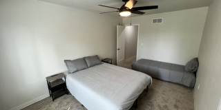 400 S Dodge St Gallery 8