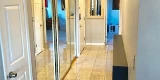 Furnished 2 bedroom Condo with view of Lake Union Gallery 3