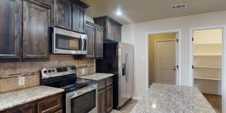 2 WEEKS FREE RENT + $1,895 ONE STORY 4 BEDROOM WITH 3 FULL BATHS Gallery 18