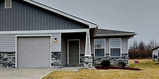 Coming Soon! 3 BR/2BA | Newly Renovated Single Family Home | 1-Car Garage Parking | In Blue Springs! Gallery 1