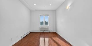 14906 Northern Blvd Gallery 16