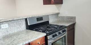 Large Condo in Claremont Gallery 24