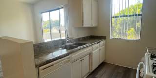 Spacious One Bedroom Apartment in Lake Balboa! Spacious One Bedroom Apartment in Lake Balboa! Gallery 1