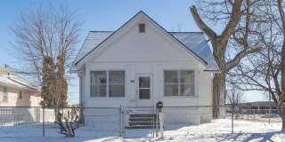 OPEN HOUSE SUNDAY MARCH 16th 11:30-1:30PM— 3 Bedroom 2 Bathroom House In Council Bluffs With Great Amenities Gallery 1