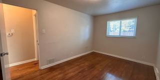 $0 DEPOSIT OPTION. CHARMING 2BED/1BATH DUPLEX NEAR SLOAN LAKE!! Gallery 22