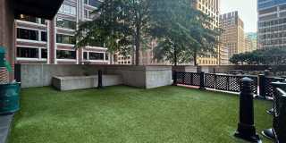 212 W Washington Street Gallery 9