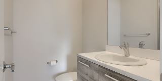 3 Bedroom townhome in Lakewood Gallery 26