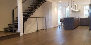 Spacious and modern townhome in Downtown Bellevue Gallery 7