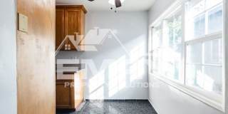 728 1/2 South Ferris Avenue Gallery 1