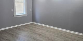 MOVE-IN READY! 2BED/2BATH HOME Gallery 3