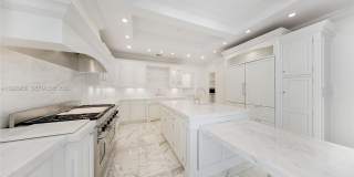 55 La Gorce Cir Gallery 16