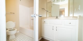 Plymouth Ponds Apartments Gallery 11