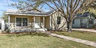 ONE STORY HOME  |  3 BEDS & 2 BATHS  |  LARGE SHED Gallery 3