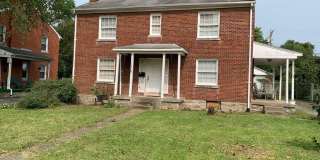 Duplex located close to UK, Downtown or St Joe Hospital 20260716 Duplex located close to UK, Downtown or St Joe Hospital 20260716 Gallery 1