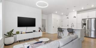 1411 KEY BLVD #206 Gallery 2