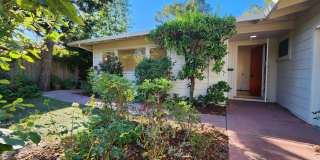 Charming three-bedroom, two-bath home in Midtown Palo Alto. Gallery 3