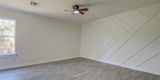 515 W Jackson Street Gallery 38