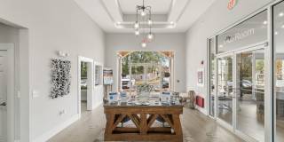 Oaks at Normandy Apartments Gallery 28