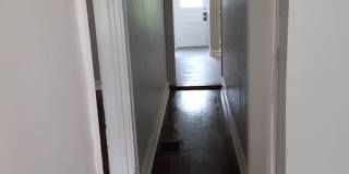 Nice 3BR/1BA house with Appliances Gallery 5