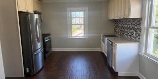 523 Bayview Avenue Gallery 1