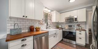 1401 Northeast Weddle Lane Gallery 36