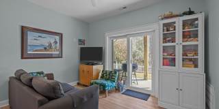 310 Lord Berkeley Drive Gallery 9