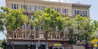 1651 Market Street Gallery 36