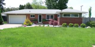 929 Kenmoor Avenue Southeast Gallery 1