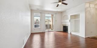3 Bedroom Condo in Aurora Gallery 1